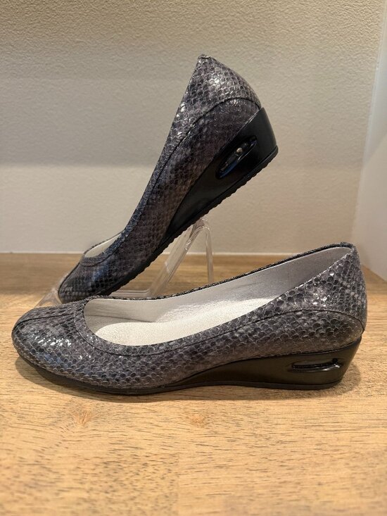 Cole Haan Shoes - Cole Haan Air Tali Snakeskin Print Wedge Flats Gray Black 6.5